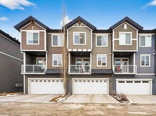 11 Nolan Hill Blvd NW, Calgary, AB T3R0X2