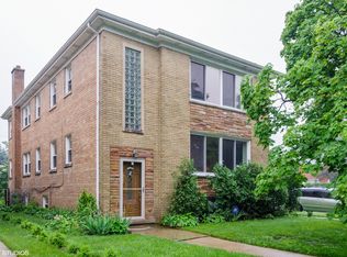 1226 Austin St #1, Evanston, IL 60202