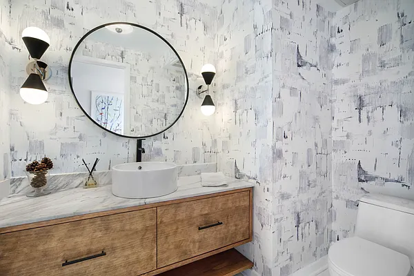 Sold by Douglas Elliman | media 15