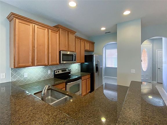 2nd image of 2735 Sweet Magnolia Pl