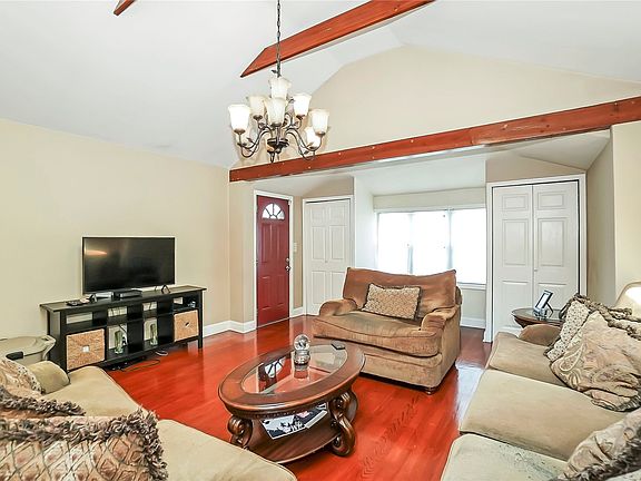 5th image of 117 N 22nd St