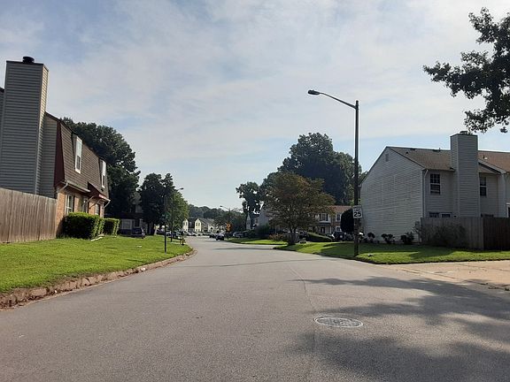 5th image of 1317 Gaineford Ct