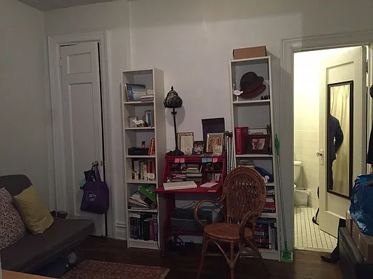 Rented by Jonathan Wachtel, LREB | media 49