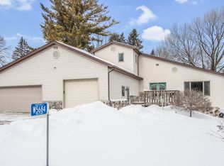 W5684 Summit Woods Ln, Plymouth, WI 53073