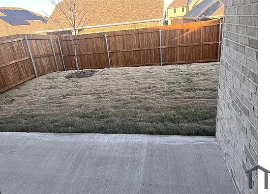 1015 London Town Ln — Photo 9