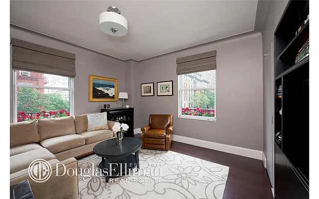 Sold by Douglas Elliman | media 15