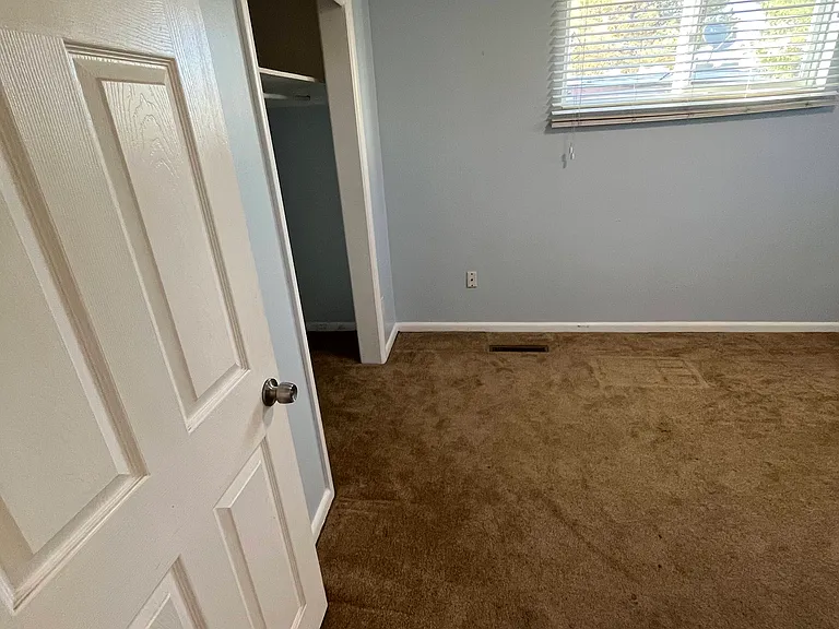 8037 S Allen St W — Photo 5