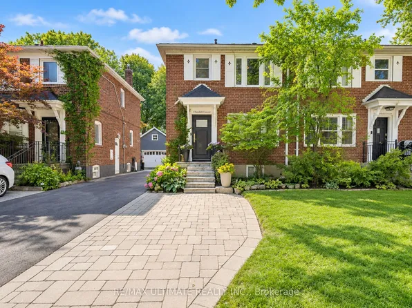 3 Thursfield Cres, Toronto, ON M4G 2N4