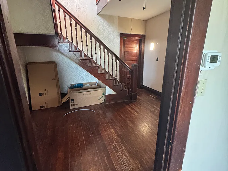 3958 Shakertown Rd — Photo 3