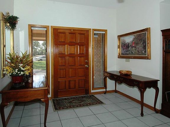 Entry Foyer off 6x20 Front Porch