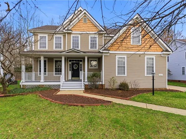 13177 Harbor Dr, Carrollton, VA 23314