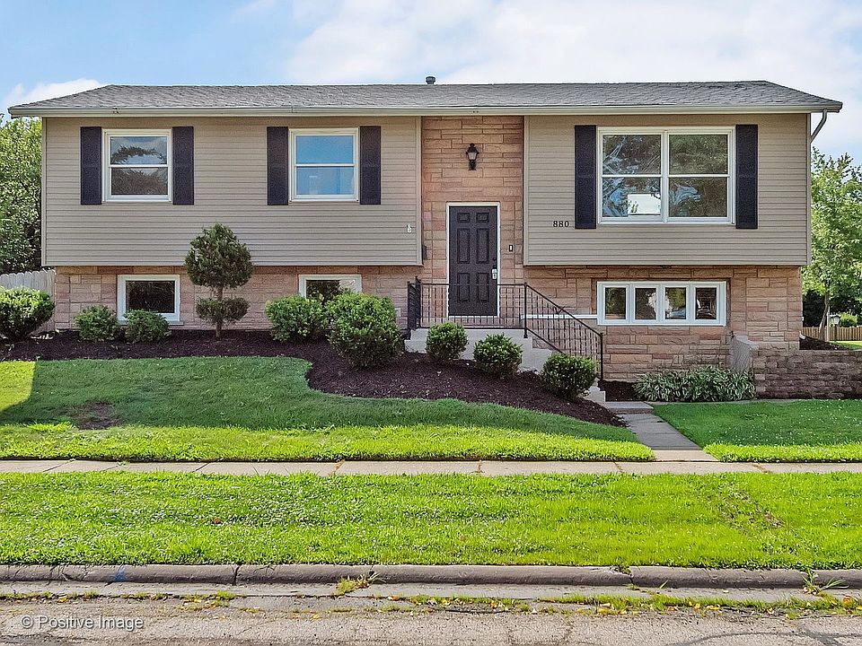1st image of 880 Dartmouth Ct