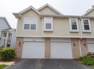 2347 Old George Way, Downers Grove, IL 60515