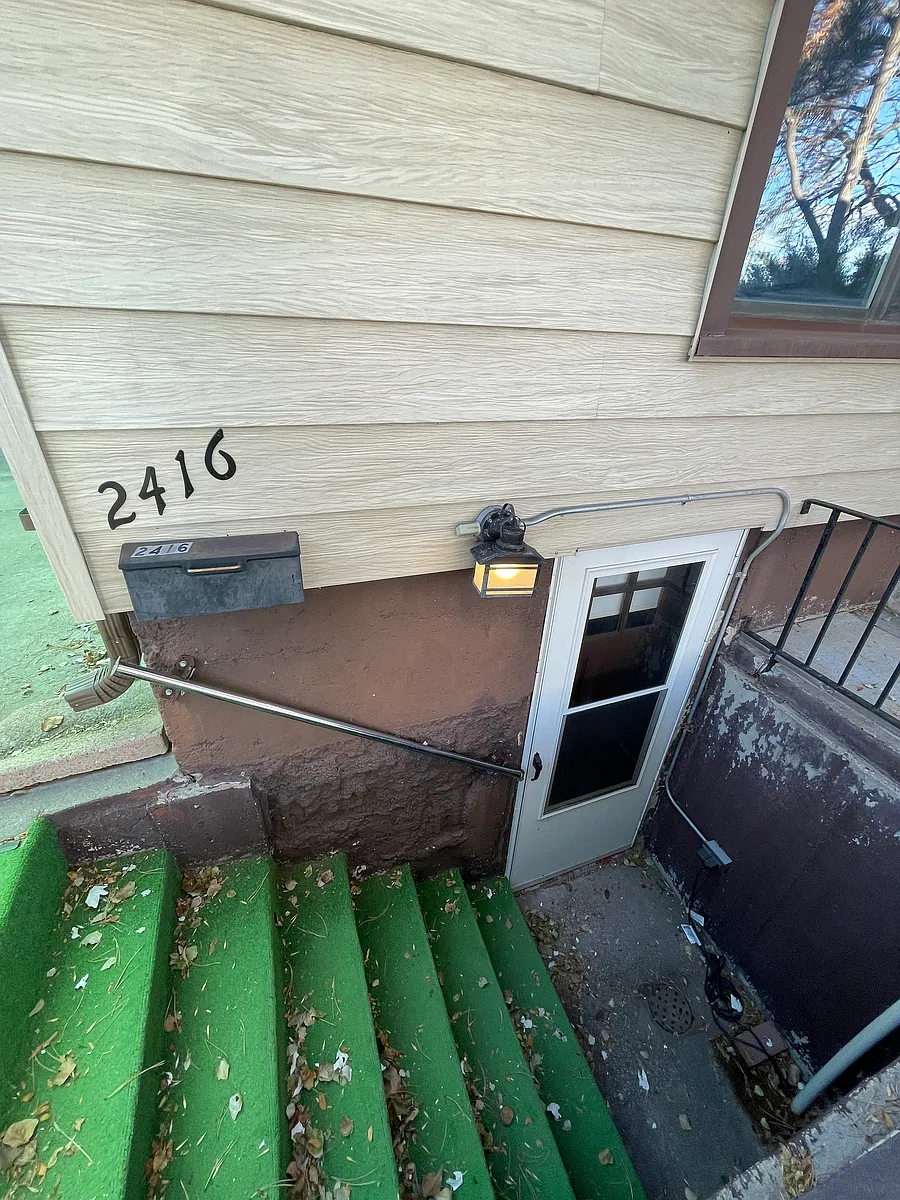 Building Photo - 2416 Duff Ave #2416