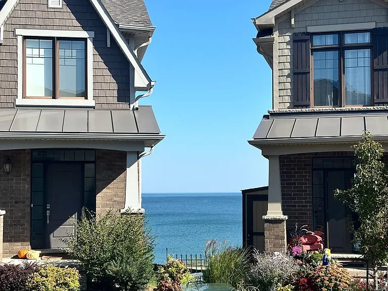 49 Waterview Ln — Photo 2