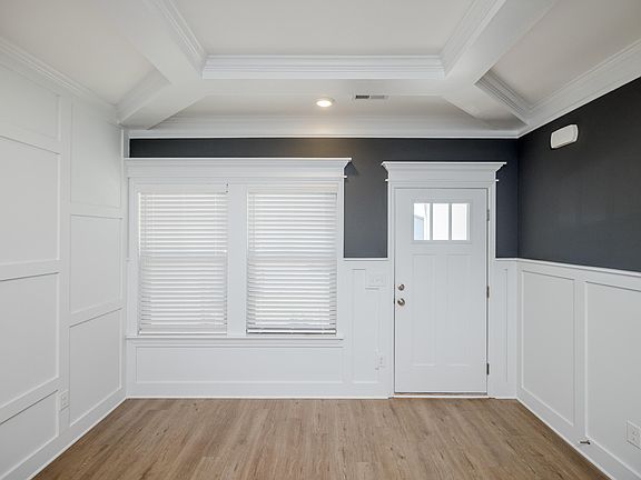 5th image of 614 Hope Street