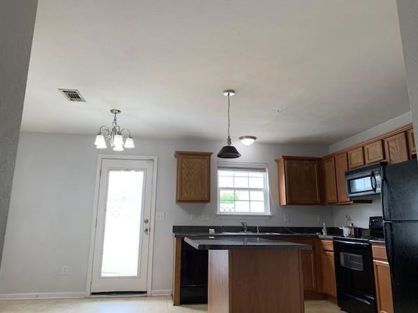 1741 Red Jacket Dr