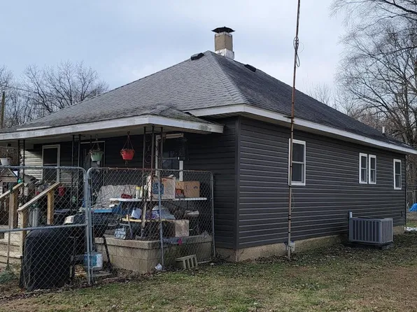 503 N Jenkins St, Carlisle, IN 47838