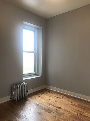 5th image of 295 E 149th St APT 22