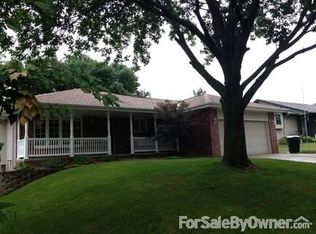 3712 S 83rd Street Cir, Lincoln, NE 68506
