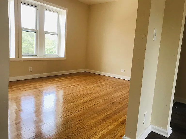 2909 W Cermak Rd #1W — Photo 7