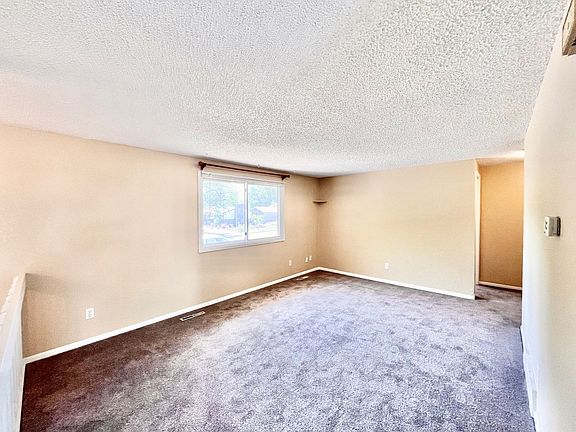 3rd image of 1209 S Del Norte Dr