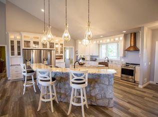 4135 Gray Rd, Deforest, WI 53532