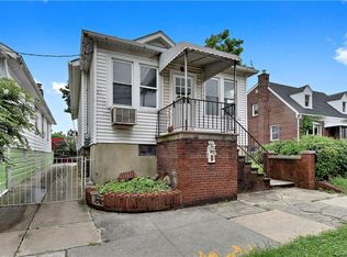 2942 Radcliff Ave, Bronx, NY 10469