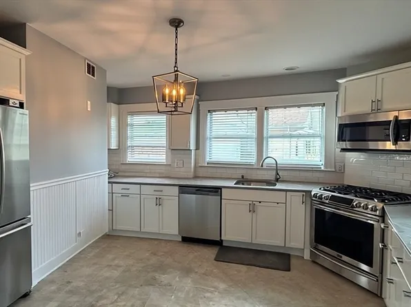 603 High St #2, Medford, MA 02155
