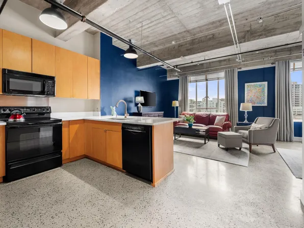 710 Colorado St APT 6E, Austin, TX 78701