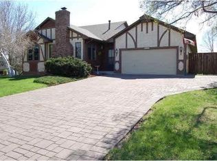 9131 Lanewood Ct, Osseo, MN 55369