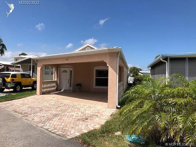 1st image of 2032 Nettles Blvd