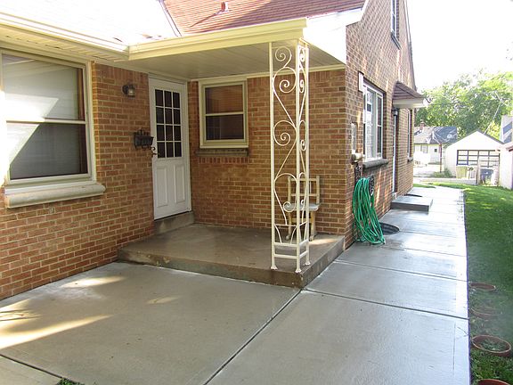 Side Home