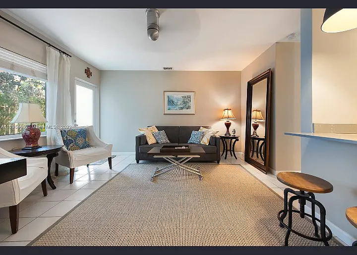 252 Jefferson Ave #5 — Photo 5