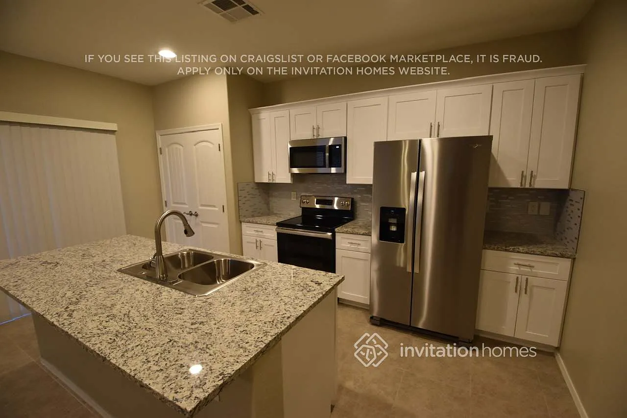 1344 E Palomino Way San Tan Valley, AZ 85143 — Photo 4