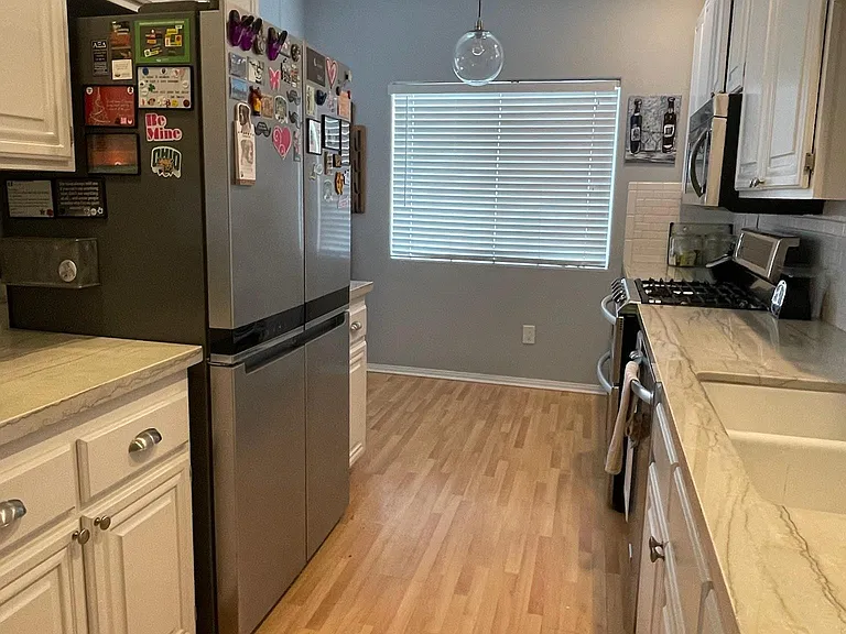 4933 Brighton Ave — Photo 3