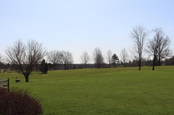 2nd image of 1517 Fairway Dr
