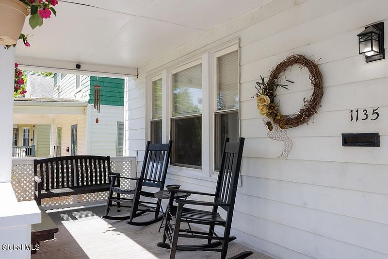 3rd image of 1135 Baker Avenue