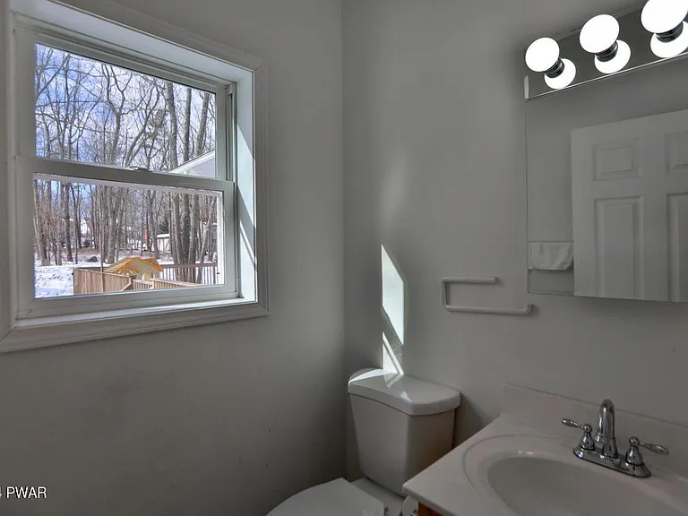 110 Stallion Dr — Photo 212