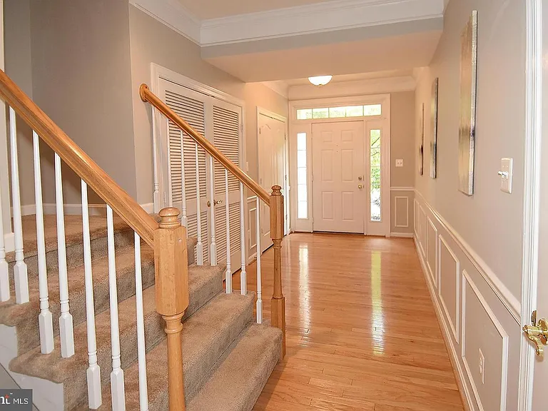 2814 Laura Gae Cir — Photo 3