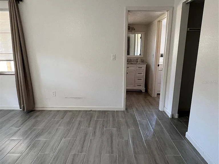 50 Palm Dr — Photo 15