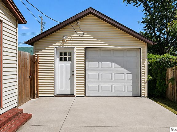 3rd image of 532 N 26th St