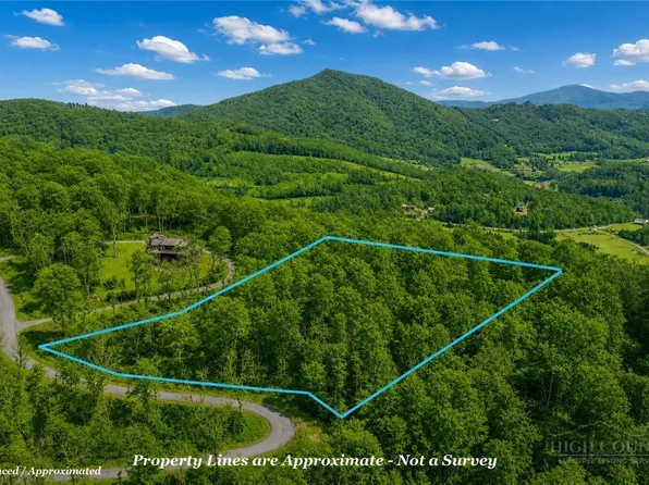 7 Finally Way, Banner Elk, NC 28604