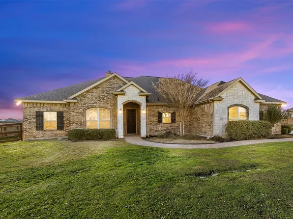 5560 Littlefield Dr, Justin, TX 76247