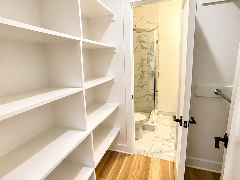 132 Franklin St #2 — Photo 11