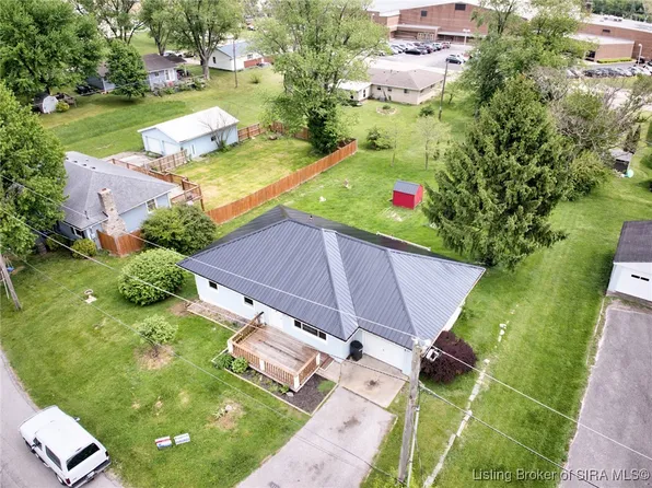 605 Mitchell Street, Salem, IN 47167