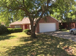 2616 18th St W, Irving, TX 75060