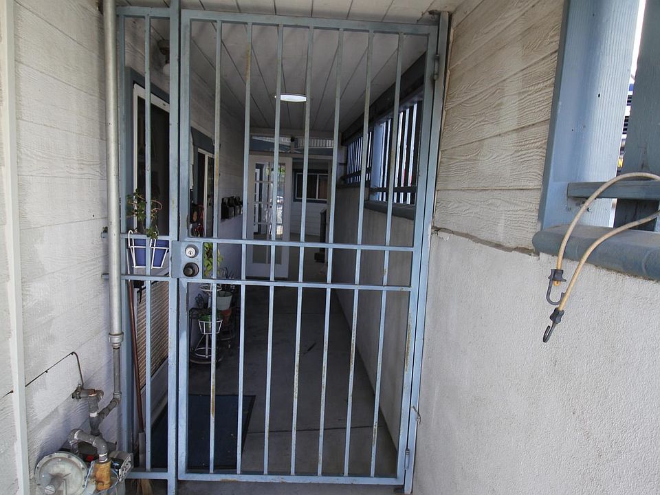 Gate access to common atrium area.