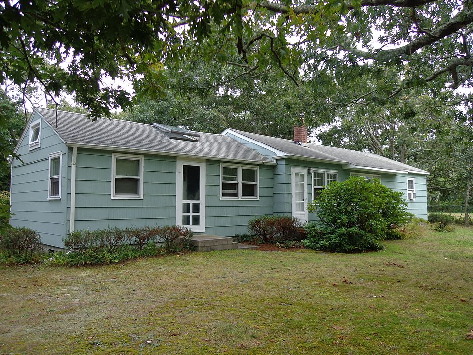 1st image of 13 Huckleberry Ln