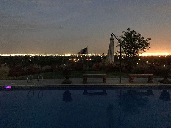 3rd image of 3377 Beverly Dr